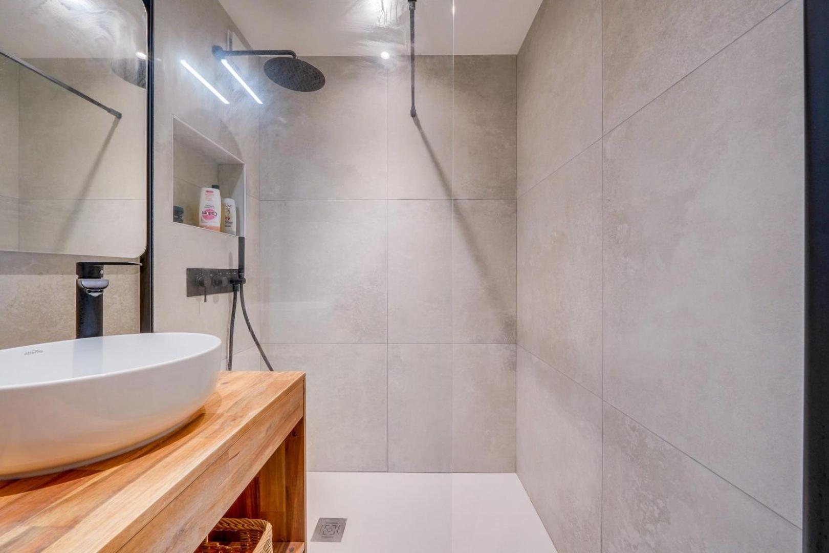 Nice Apartment With Balcony St Genes And Parking 波尔多 外观 照片
